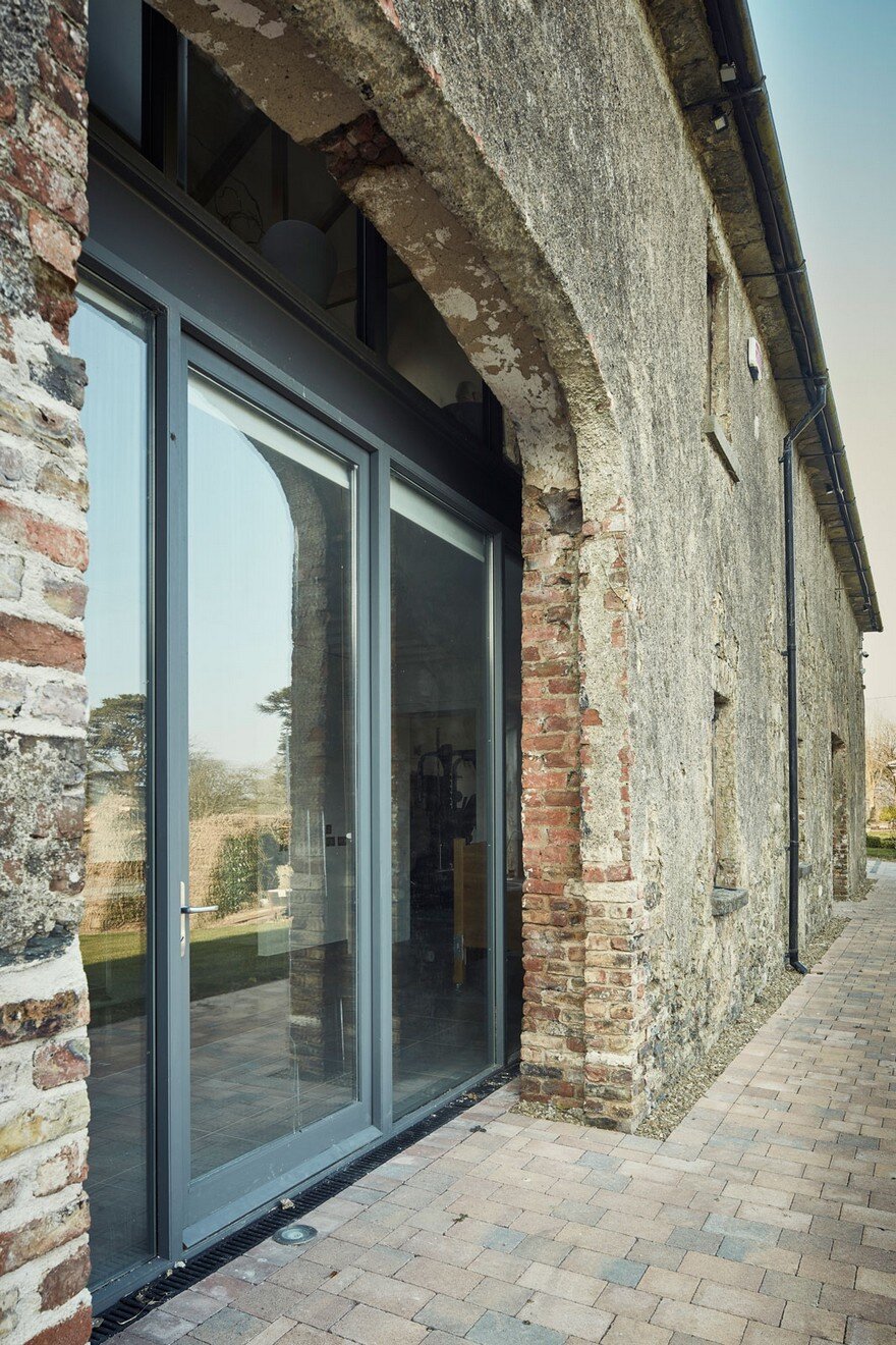 18th Century Coach House is Creatively Renovated in the Irish Countryside 14