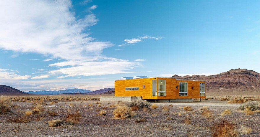 Rondolino Residence in Nevada Desert by Nottoscale