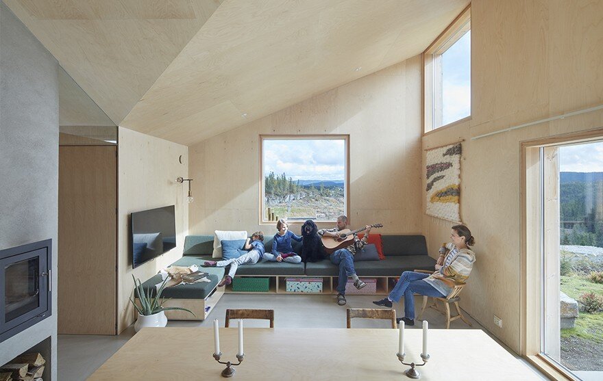 A Cabin House in the Norwegian Forest for a Geologist and His Family 10