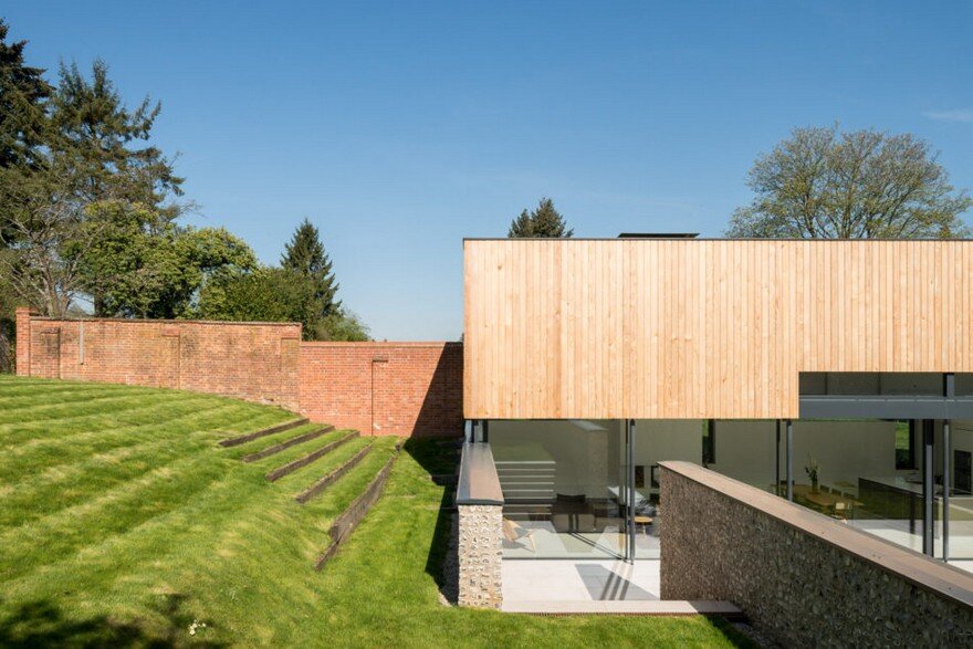 Cheeran House by John Pardey Architects 5