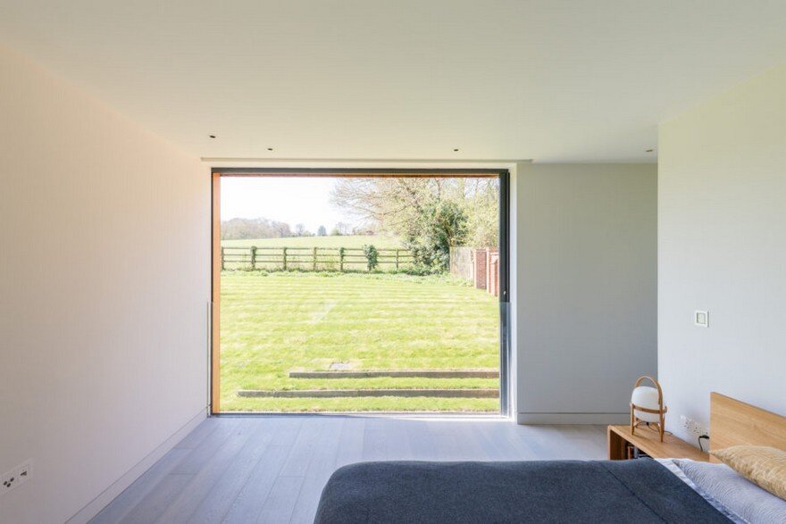 Cheeran House by John Pardey Architects 16