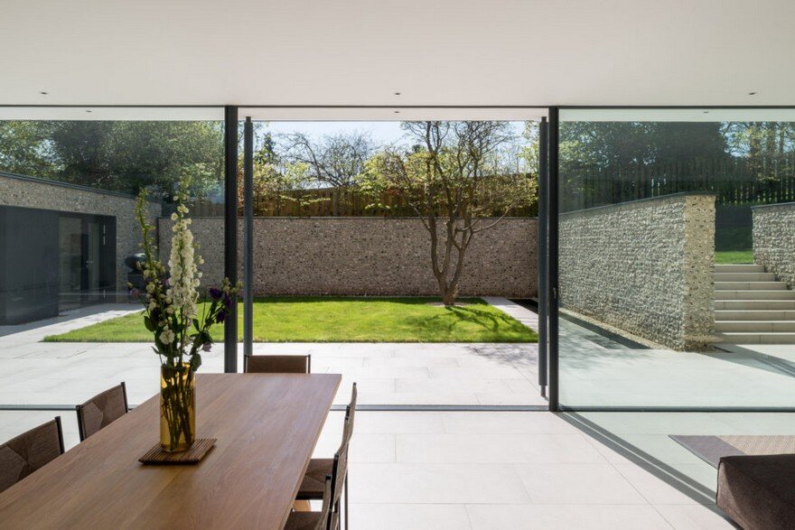 Cheeran House by John Pardey Architects 12