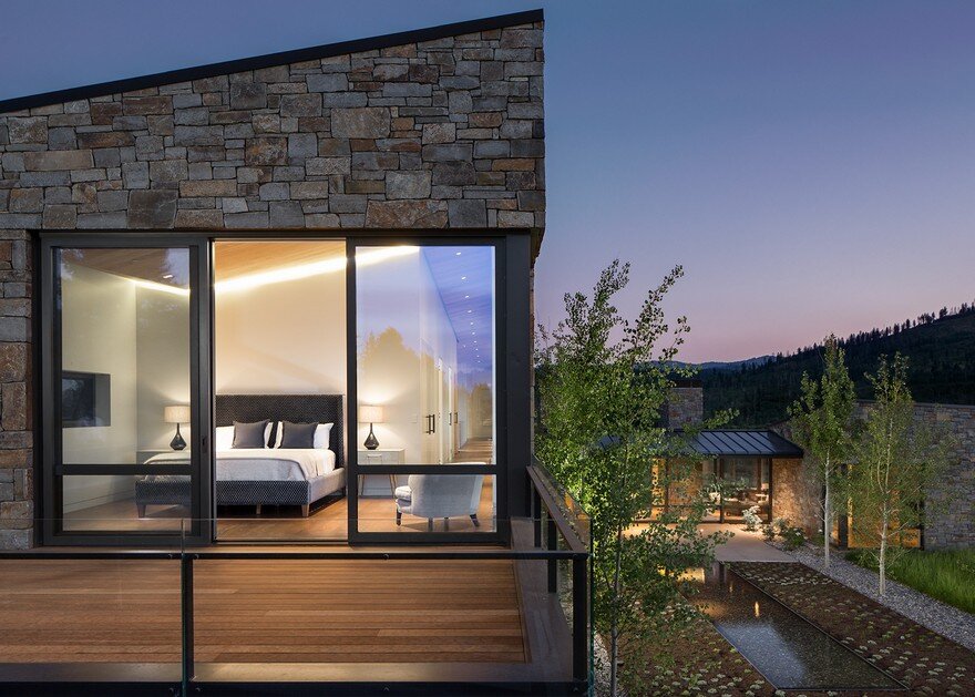 Crescent House in Wyoming by Carney Logan Burke Architects 13