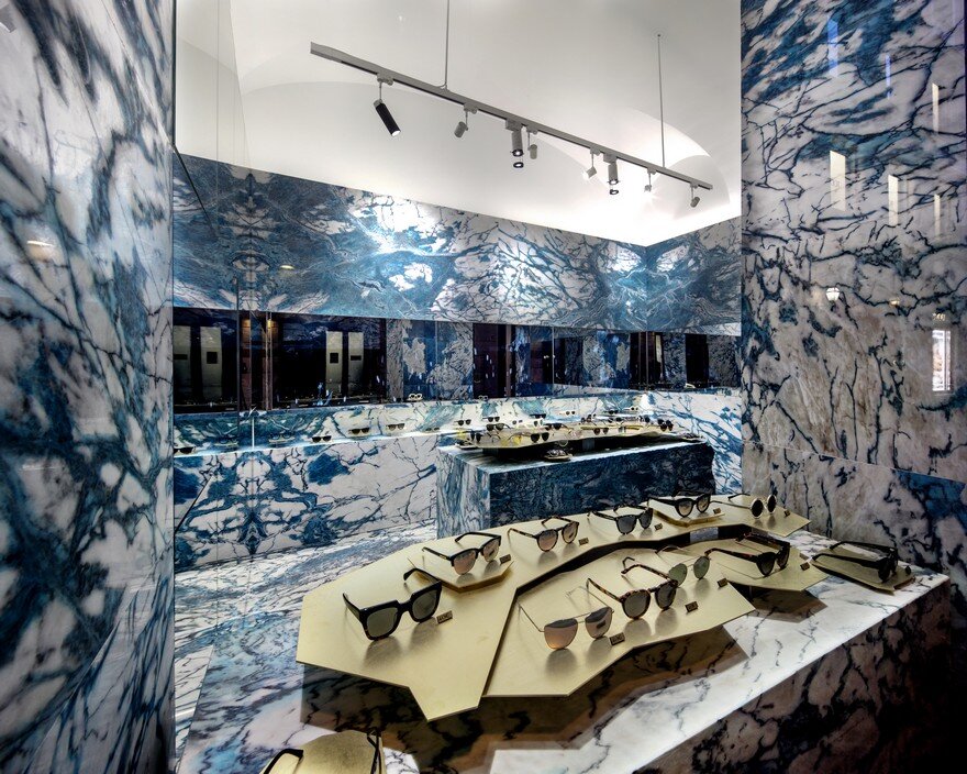 Hawkers Rome Store by CuldeSac Custom Retail 6