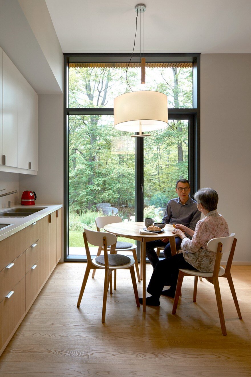 An Intergenerational Home Conceived by Williamson Williamson as Two Distinct Residences 11