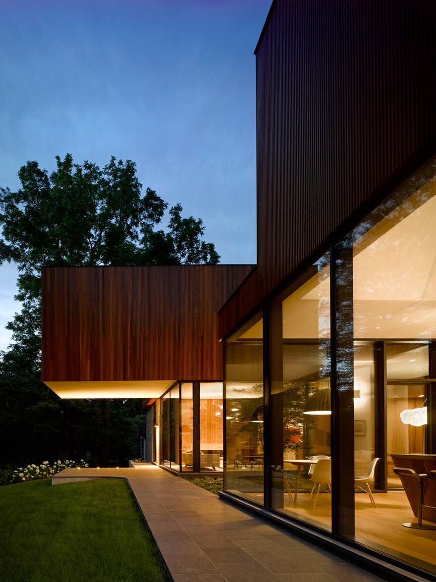 An Intergenerational Home Conceived by Williamson Williamson as Two Distinct Residences 16