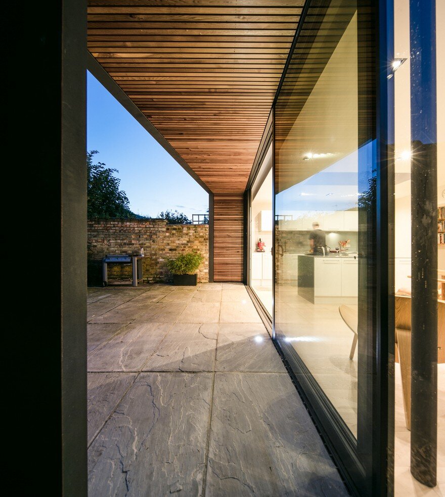 Lode House in South East England by Henry Goss Architects 11
