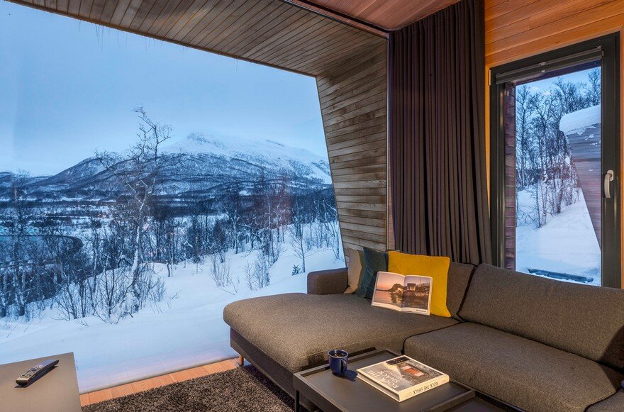 Malangen Family Cabin Retreat in Norway by Stinessen Arkitektur 4