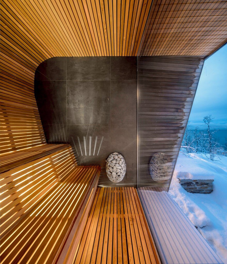 Malangen Family Cabin Retreat in Norway by Stinessen Arkitektur 12