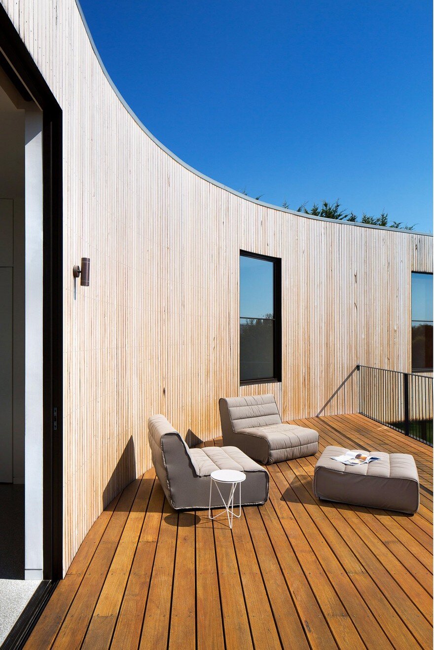 Parkside Beach House by Cera Stribley Architects 12