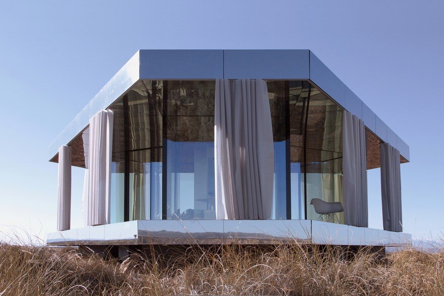 Small Glass Cabin in Gorafe Desert, Spain by OFIS Arhitekti 11