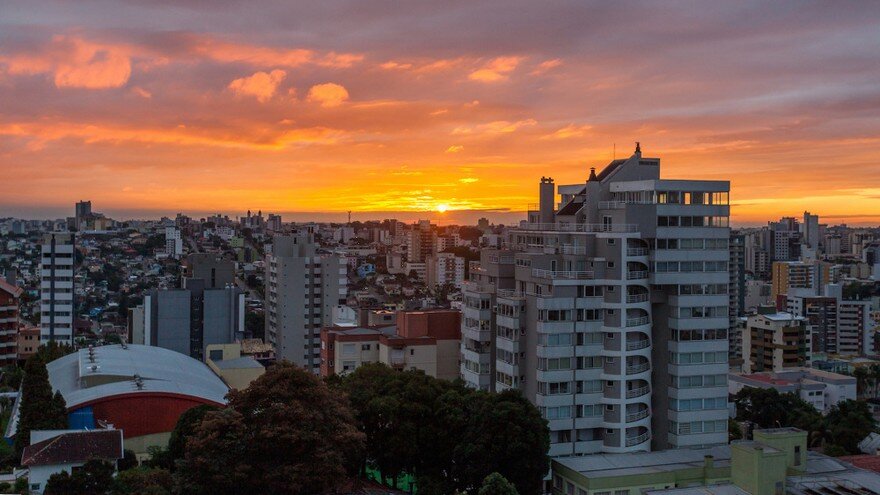 Caxias do Sul Apartment by Leonardo Ciotta Arquitetura 21