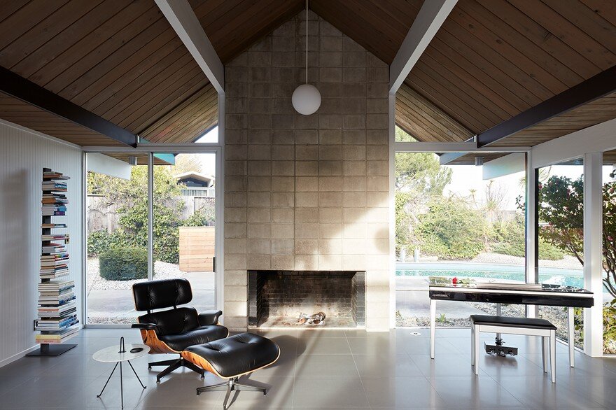 Eichler Atrium Home Remodel by Klopf Architecture in California 10
