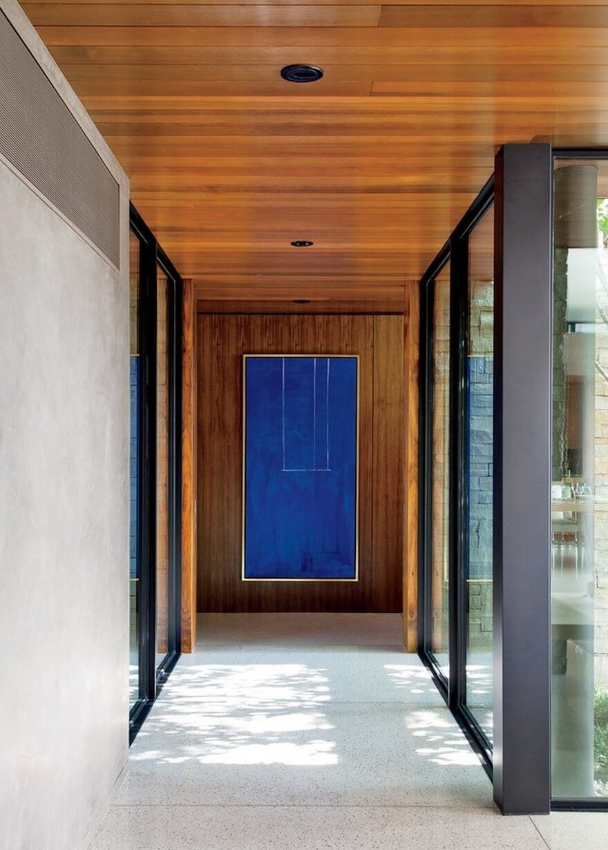 Marmol Radziner Designs an Elegant and Stylish Home in Beverly Hills 3
