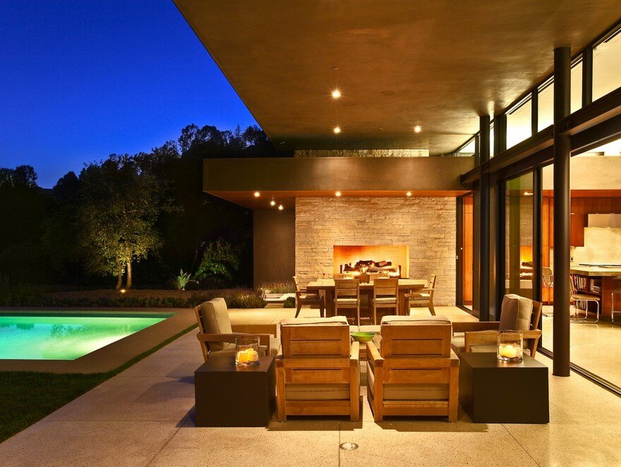 Marmol Radziner Designs an Elegant and Stylish Home in Beverly Hills 2