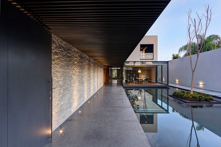 LA House by Elias Rizo Arquitectos 1