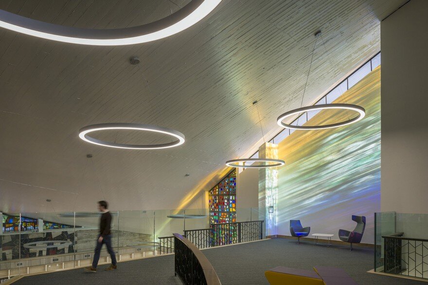 Former Dominican Church Turned into a Modern Library in Athy, Ireland 9