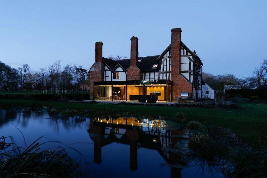 Hanley Hall: Contemporary Extension to Grade II Listed Family Home 10