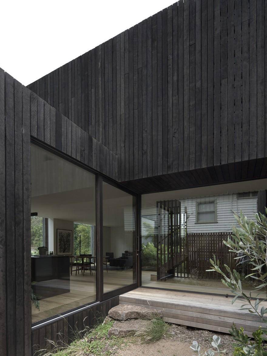 House A by Walter & Walter Ensuring an Optimum Indoor-Outdoor Connection 1