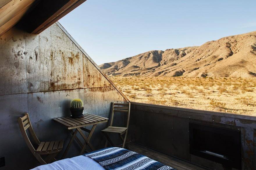 Off-Grid Cabin in Joshua Tree National Park: Folly by Cohesion 12