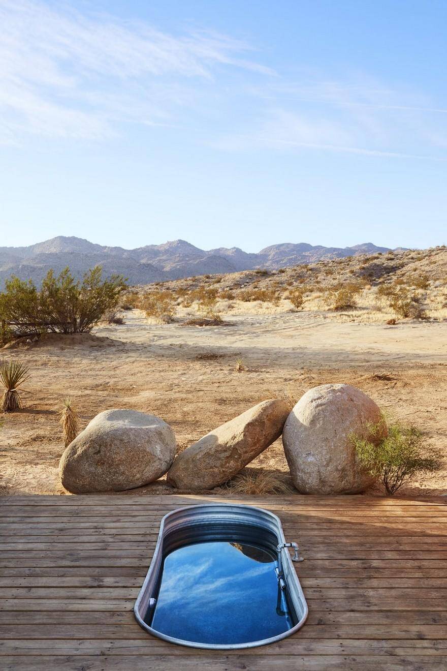 Off-Grid Cabin in Joshua Tree National Park: Folly by Cohesion 10