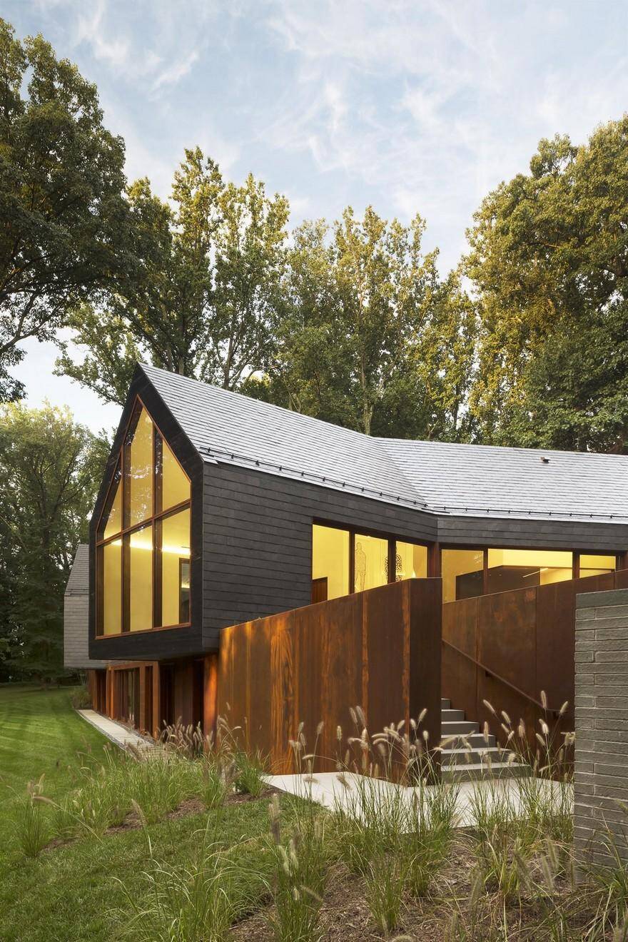 Slate House in a Maryland Forest by Ziger/Snead 1