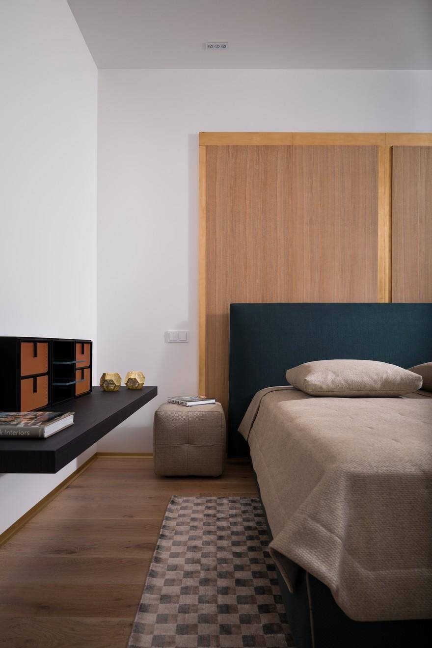 Golden Oak Apartment / Design Studio of Yuriy Zimenko 6