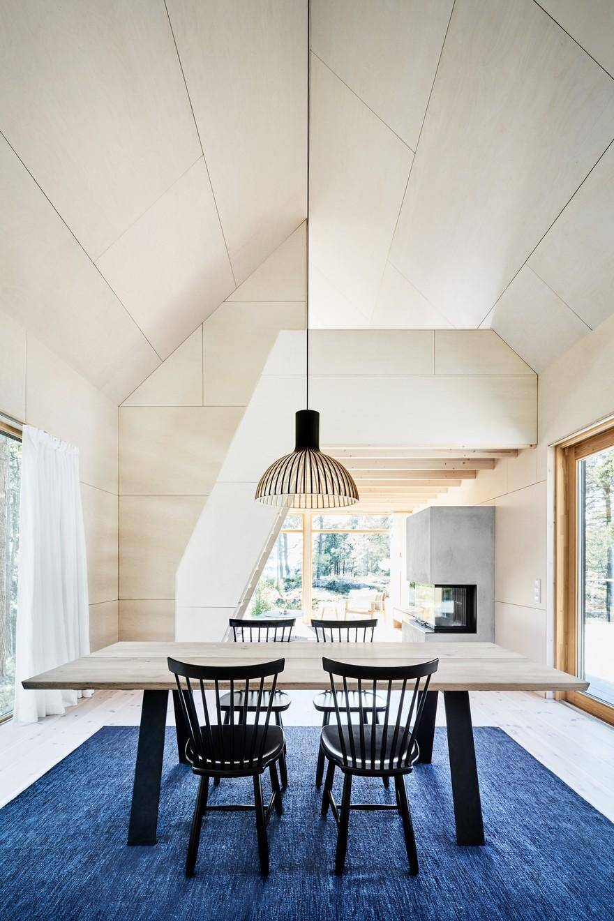 Swedish Summer House Combines Japanese Simplicity with Scandinavian Cottage Traditions 5