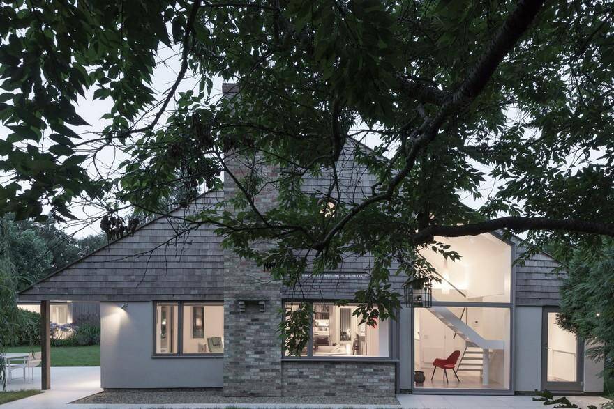 Traditional Colt House Modernized by SOUP Architects 12