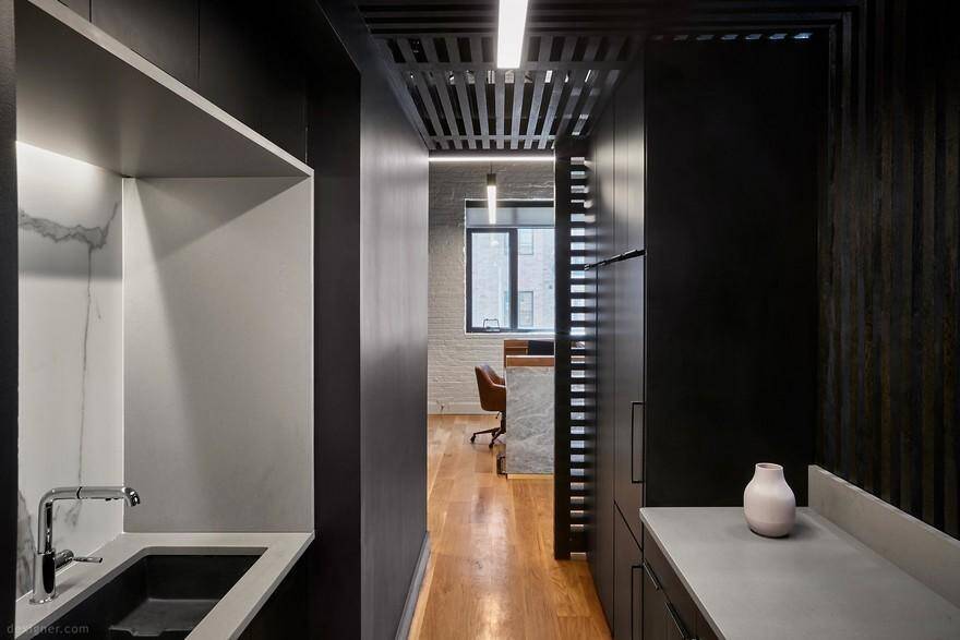 Williamsburg Loft Space Transformed into an Elegant Law Office 9