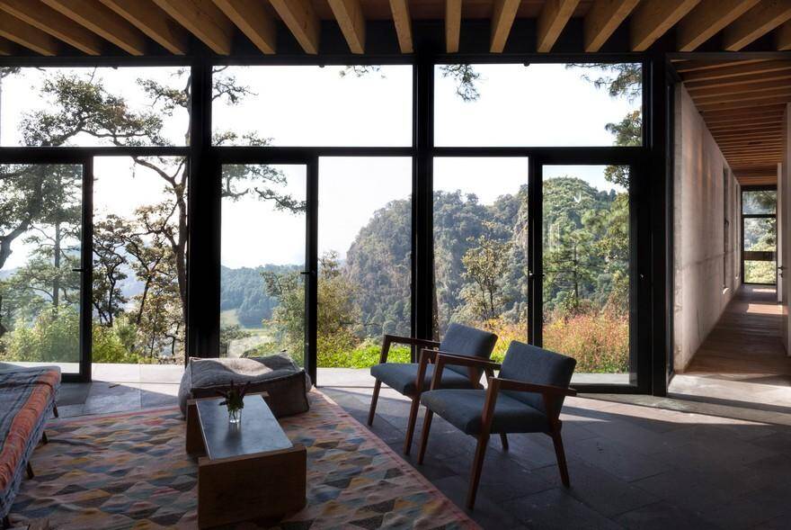 Cadaval & Solà-Morales Designs a Y-Shaped House in the Deep Forests of Mexico 6