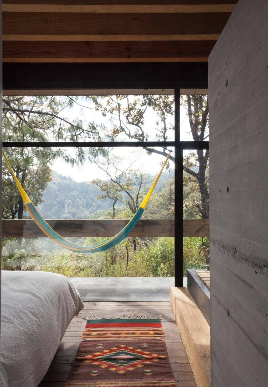 Cadaval & Solà-Morales Designs a Y-Shaped House in the Deep Forests of Mexico 8