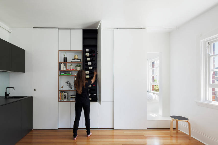 27 Square Metre Apartment Featuring a Clever Combination of Storage Spaces 2