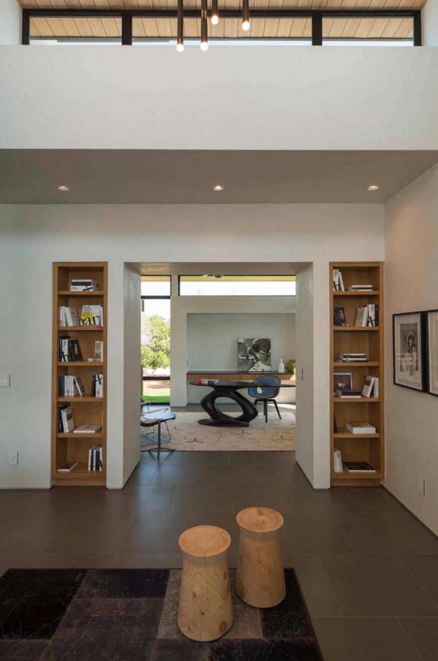 Contemporary Texas Home Designed to Maximize the Surrounding Views 6