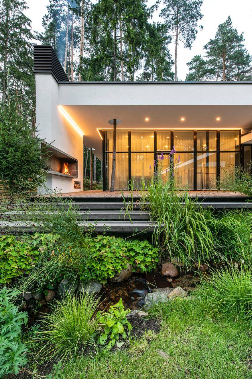 Expressive Modern Style House Blended with Nature 16