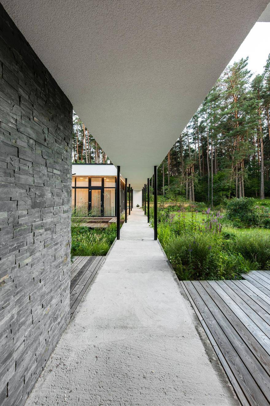 Expressive Modern Style House Blended with Nature 3