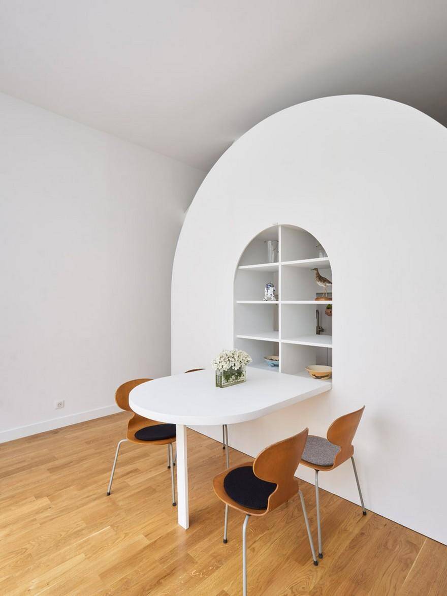 Old Parisian Style Workshop Turned into a Minimal and Flexible Flat 2