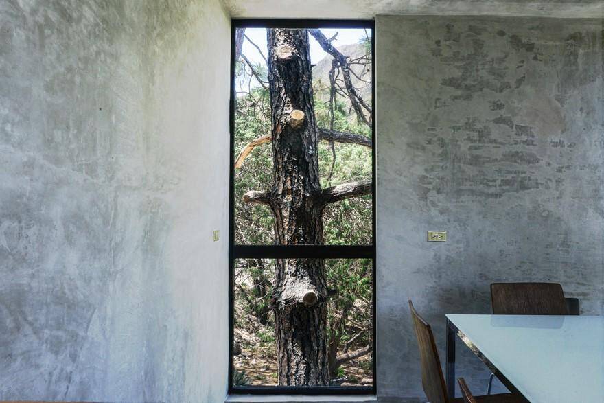 Minimalist Mexico Home with Cool, Concrete Interior 8