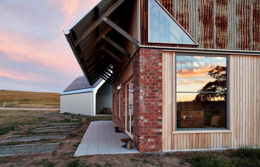 Nulla Vale House and Shed, MRTN Architects 2
