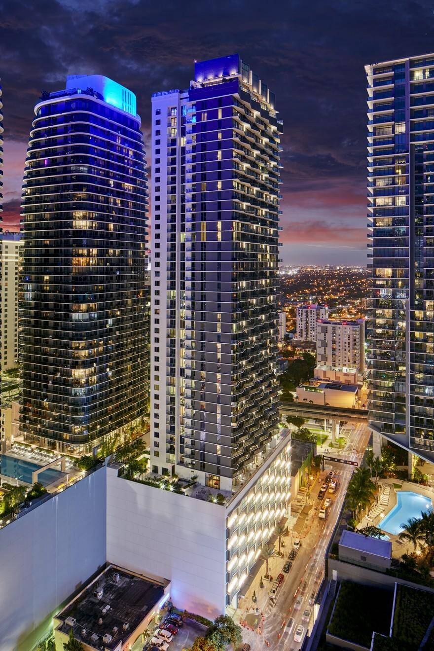 Stantec Completes Solitair Brickell, The Latest Architectural Landmark Adorning the Miami Skyline 15