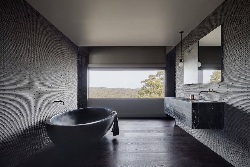 Breakneck Gorge Oikos Designed as an Indulgent Retreat from the City 5