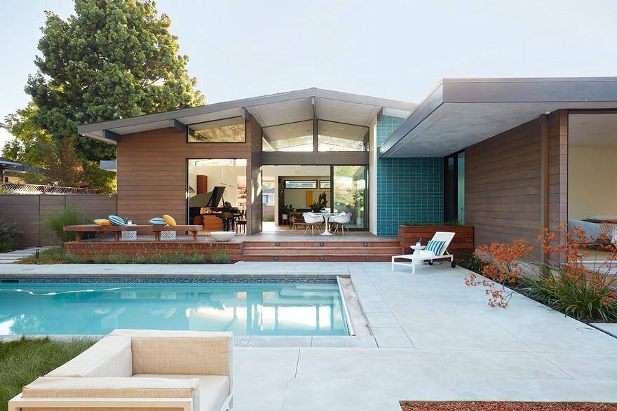 Modern Indoor-Outdoor Home in Los Altos, California, Klopf Architecture