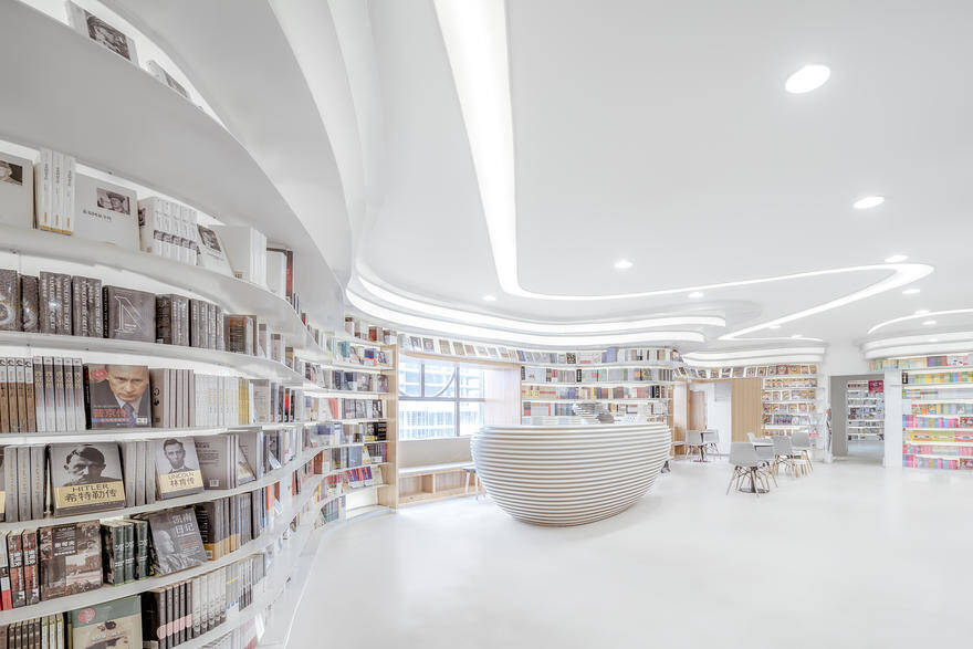 Zhongshu Bookstore Built with 300 Tons of Steel and 30,000 Meters of Light Strips 1