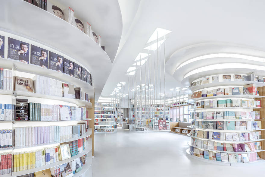 Zhongshu Bookstore Built with 300 Tons of Steel and 30,000 Meters of Light Strips 2