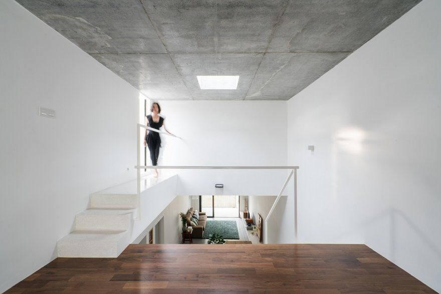 Minimalist Single Storey Terrace House by Fabian Tan Architect 12