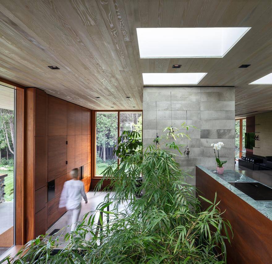 Split-Level House Featuring an Elegant Composition Petaluma Residence 5
