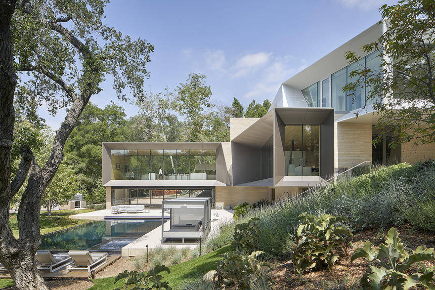 Bridge Residence in Los Angeles, Belzberg Architects