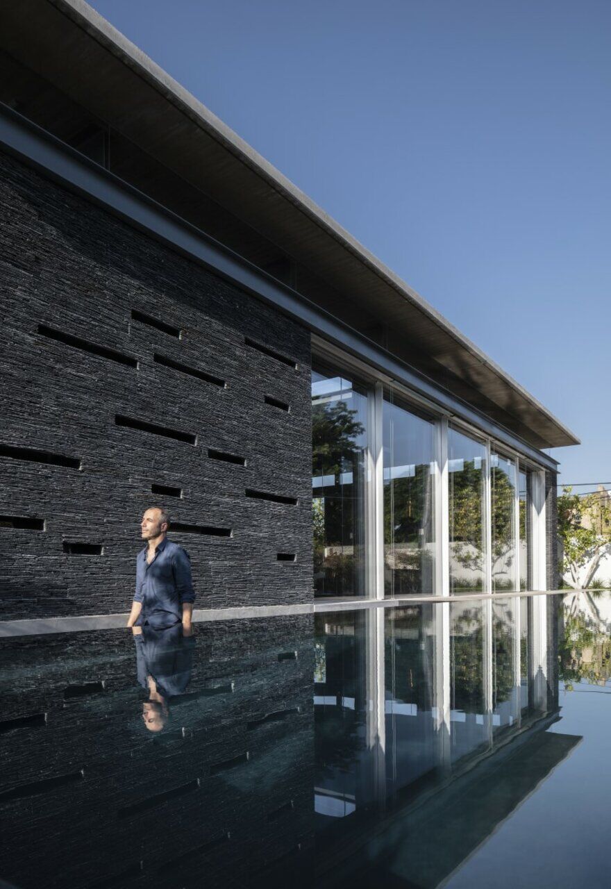 Contemporary Pavilion Residence with Linear Swimming Pool 4