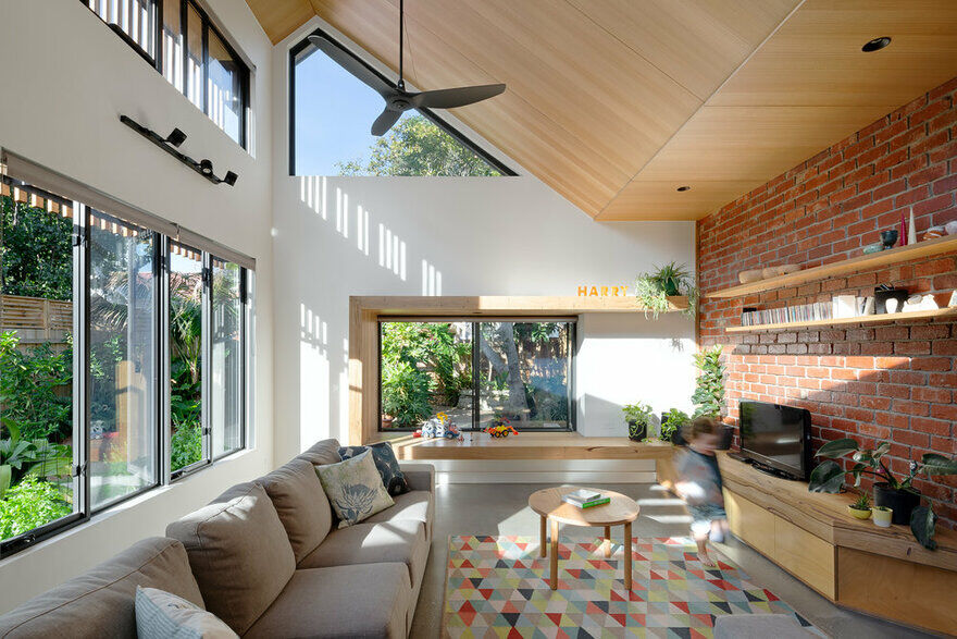 Passive Extension and Renovation, Magnolia Soul Family House 1