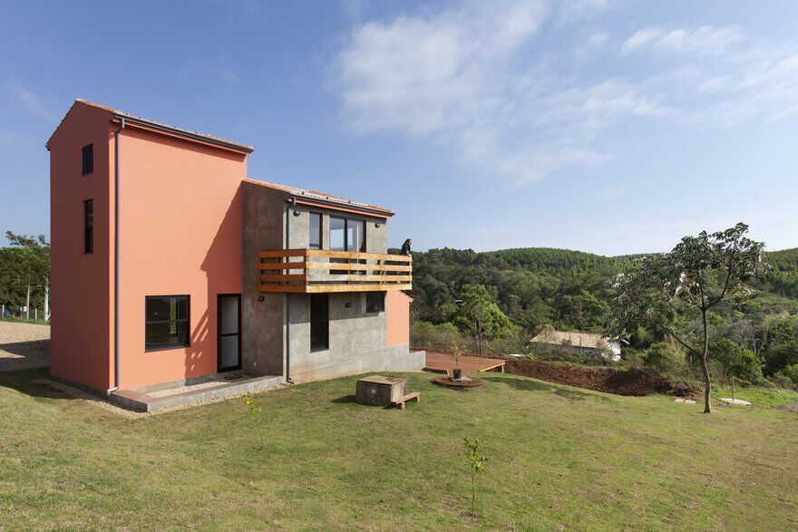 Aldeia House: Peaceful Rural Home Overlooking Panoramic Views 1